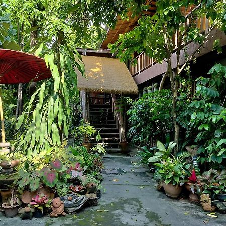 Aparthotel Oldy De Garden Čiang Mai Exteriér fotografie