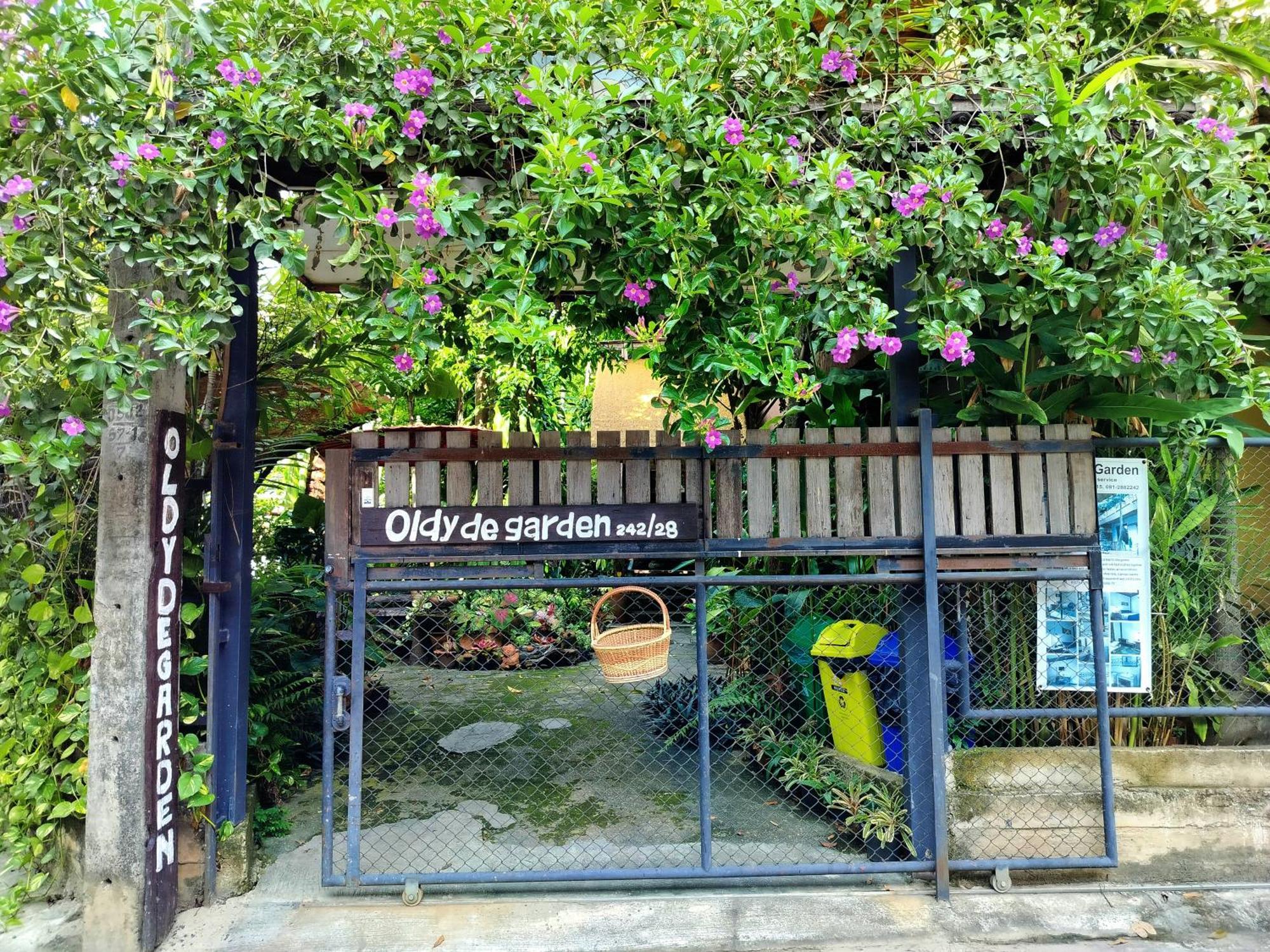 Aparthotel Oldy De Garden Čiang Mai Exteriér fotografie