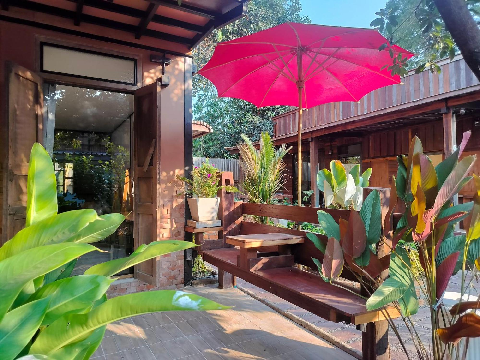 Aparthotel Oldy De Garden Čiang Mai Exteriér fotografie